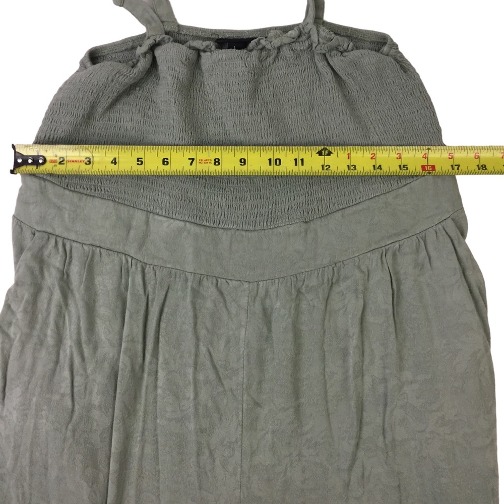 Torrid Green Jacquard Smocked Culotte Jumpsuit - Picture 6 of 10